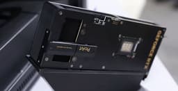 Asus построила самую необычную GeForce RTX 5080 — в ней GPU повернут на 90 градусов