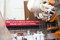 «Впереди — грандиозные цели». Россия построит на Луне ядерную электростанцию и будет исследовать Венеру
