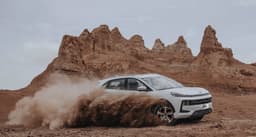Старший брат «Москвича 3» резко подешевел до 2 млн. Флагманский кроссовер JAC JS6 в России стал доступнее на 400 тыс. рублей