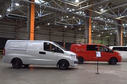 Российский конкурент Lada Largus за 2 млн рублей: представлены 7-местный минивэн и комби Sollers SF1