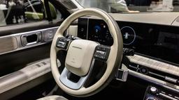 Hyundai отказывается от «роботов» ради классического «автомата» не только в Santa Fe, но и в Santa Cruz