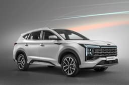Одноклассник Geely Monjaro от «Москвича» — всего 2,98 млн рублей. Стартовали продажи большого «Москвича 8»