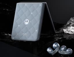 Представлен Moto Razr 60 Ice Diamond