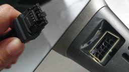 Уникальный случай: разъем питания GeForce RTX 5090 расплавился под нагрузкой, но видеокарта продолжила работать