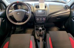 Новую топовую Lada Granta Sport показали внутри