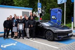 1205 километров без подзарядки: электромобиль Lucid Air проехал из Швейцарии в Германию без остановки. Новый рекорд Гиннесса