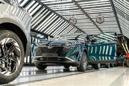Nissan запускает производство Qashqai с расширенной электрической тягой