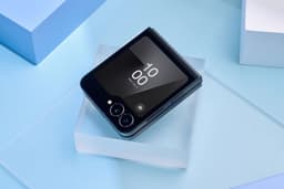 Samsung готовит выход телефона с тройным складным экраном до конца года
