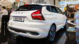 Lada Iskra SW Cross стартовала лишь на бумаге: в салонах — всего 40 выставочных машин на всю Россию