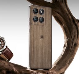 «Деревянная» Motorola с защитой IP69. Представлен Motorola Edge 60 Pro с задней панелью из натурального дерева