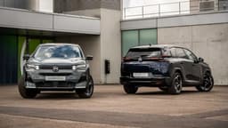 У Volkswagen Tiguan и Toyota RAV4 появился новый конкурент: максимально комфортный Citroen C5 Aircross 2025 стал заметно больше