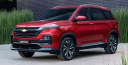 Семейный кроссовер Chevrolet с хорошим оснащением — всего 2,43 млн рублей. С начала года Chevrolet Captiva заметно подешевел в России