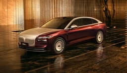 Китайская альтернатива BMW 7-й серии и Mercedes-Benz S-класса с решеткой в стиле Bentley и 1,5-литровым турбомотором: новые фото Voyah Passion L