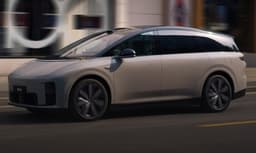 Li Auto приступила к поставкам скандального Li Auto i8: только одна комплектация за 339,8 тыс. юаней (3,81 млн рублей)