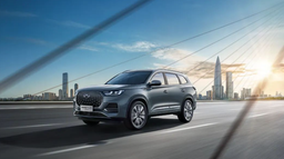 Стартовали продажи Chery Tiggo 8 Plus Classic Edition 2025: cдвоенный экран, 197 л.с. и электропривод двери багажника по цене 120 тыс. юаней (1,35 млн рублей)