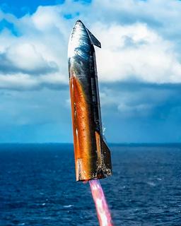 Почему Starship поржавел после первого же полёта. У Маска есть ответы на все вопросы