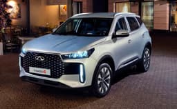 Chery Tiggo 4 с автоматизированной коробкой передач и простым мотором — всего 2,1 млн рублей. У российского Tiggo 4 появилась новая комплектация