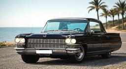 Американская классика, которая не стареет. В России продают Cadillac DeVille 1964 года — у него «автомат» и 7,0-литровый мотор
