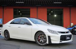 Редчайшую Toyota Mark X GRMN выставили на продажу: 316 л.с., «механика» и дифференциал повышенного трения