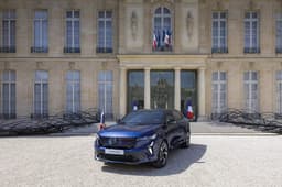 Renault попыталась запатентовать измененный бренд Reno в России