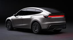 Совершенно новый Tesla Model YL с запасом хода уже можно заказать в России — по цене Hyundai Santa Fe