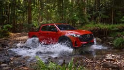 Mazda представила обновлённый внедорожник BT-50 с другим дизельным мотором