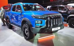 224 л.с., мощная рама, 8-ступенчатый «автомат» и полный привод — всего 3,5 млн рублей. Раскрыта стоимость пикапа Sollers ST9, производство которого наладили на УАЗе