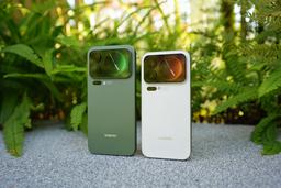 Xiaomi 17 Pro и 17 Pro Max показали со всех сторон после презентации. Выпущен уникальный чехол