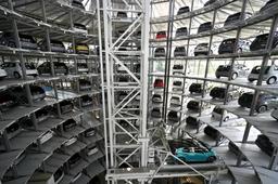 Volkswagen приостанавливает производство на немецких заводах