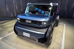 Пока Tesla думает о машине за 25 000 евро, Dacia показала прототип автомобиля за 15 000 евро. Производитель готов наладить сборку