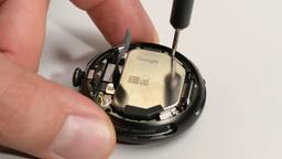 Всё благодаря Евросоюзу? Ремонтопригодность умных часов Google Pixel Watch 4 просто великолепна