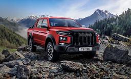 Внедорожник с 8-ступенчатым «автоматом», полным приводом и корнями Toyota Hilux российской сборки появился у дилеров: российский JAC T9 не отличается от «китайца»