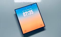 Samsung запатентовал самовосстанавливающуюся камеру и сканер отпечатков для складных смартфонов
