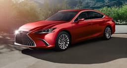 Новый Lexus ES выйдет в Японии в 2026 году — с обновлениями по воздуху, электрорегулировкой заднего дивана и полным приводом в некоторых версиях
