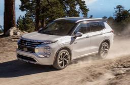 Outlander по-прежнему с Mitsubishi в России: компания продлила патент на торговую марку Outlander