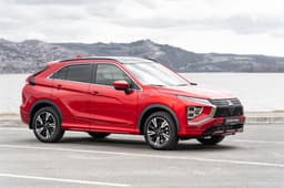 Mitsubishi Eclipse Cross сильно подешевели в России: названы актуальные цены