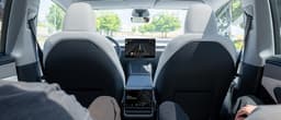 Начато расследование из-за сбоев Tesla Full Self-Driving: автомобили проезжают на красный и выезжают на встречную полосу