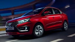 Дешевая Lada Iskra пошла в народ: в 2025 году россияне купили более 7000 машин