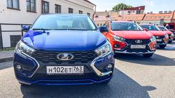 Цены поехали вверх: АвтоВАЗ переписал прайсы почти на всю линейку Lada