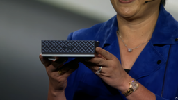AMD показала свой мини-суперкомпьютер, помещающийся на ладони. Ryzen AI Halo создан для конкуренции с Nvidia DGX Spark