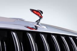 «Китайский Maybach» на шаг ближе к России: люксовый седан Guoya L1 от Hongqi прошел сертификацию