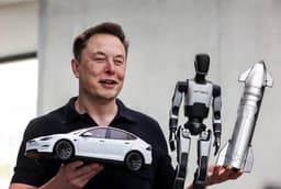 Илон Маск и инвесторы обсуждают объединение SpaceX с Tesla или xAI