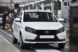 «Там такие пошлины, что ого-го». АвтоВАЗ рассказал, почему Lada не выпускают в Китае и не отправляют туда собранными