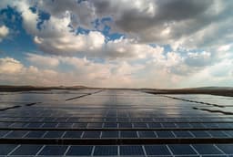 Tesla запустит гигантское производство солнечных панелей мощностью 100 ГВт в год