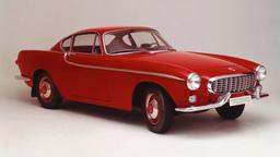 Икона Volvo — за 9,5 млн рублей: в Москве продают легендарное купе Volvo P1800