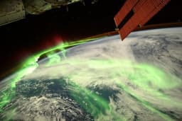 Учёные раскрыли механизм, питающий полярное сияние Земли