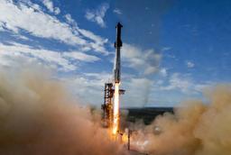 «Помогите человечеству отправиться к звёздам». SpaceX объявила набор людей для создания ИИ-спутников и космических ЦОД