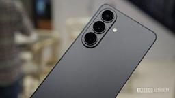 В Samsung Galaxy S26 нашли новую функцию — смартфоны получили режим Webcam