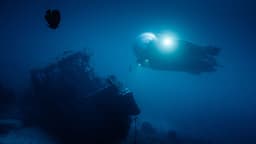 В Европе собрали «подводный суперкар» Super Sub: мини-субмарина получила шесть двигателей и способна разогнаться до 18,5 км/ч