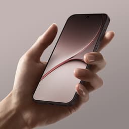 Компактный флагман с гигантской батареей и отличной камерой: OnePlus 15T показали со всех сторон
